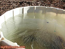 Outside bucket ice Outside bucket ice